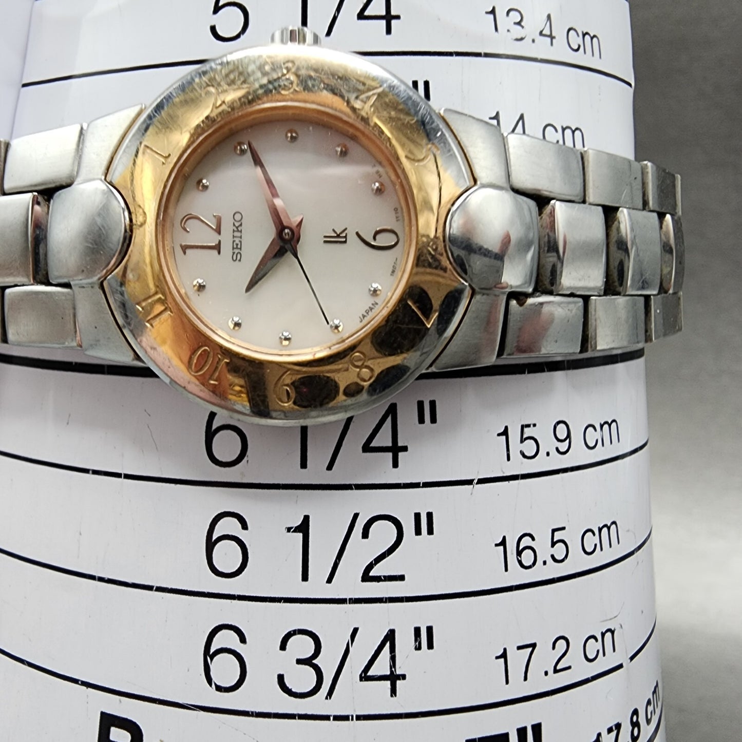 Seiko Lukia Watch Women 24mm MOP Dial Two Tone Round 1N01-0L80 New Battery