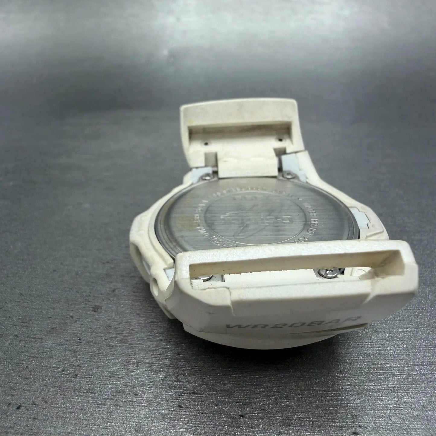 Casio G-Shock DWX-199 Watch Men 48mm Digital White Alarm Chrono Round New Batt10