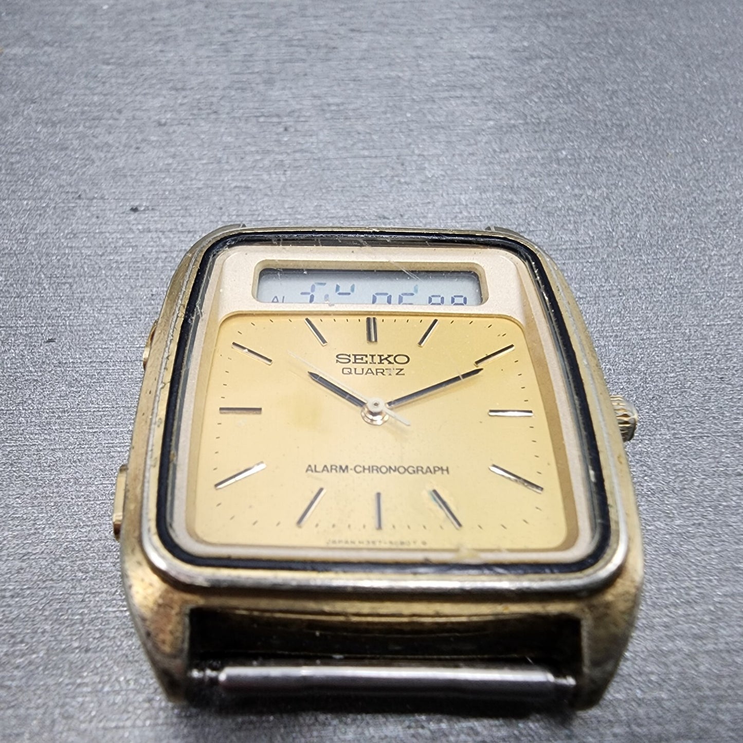 Seiko Analog Digital Watch Men 31mm Gold Dial Gold Tone H357-5029 PARTS