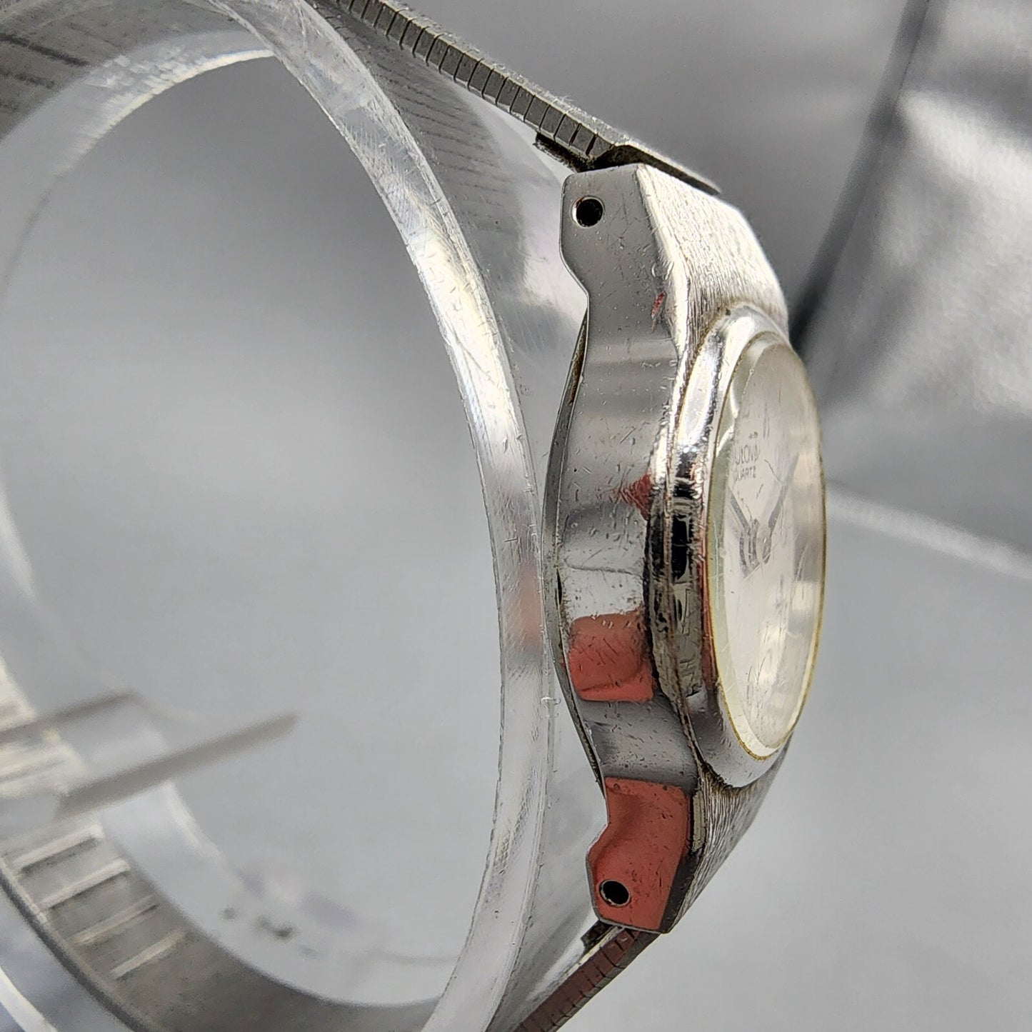 VTG Bulova Watch Women 18mm White Dial Silver Tone Round 91L06 New Battery