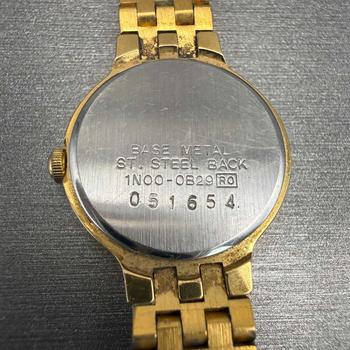 Seiko Watch Women 19mm Black Dial Gold Tone Round 1N00-0B29 New Battery10