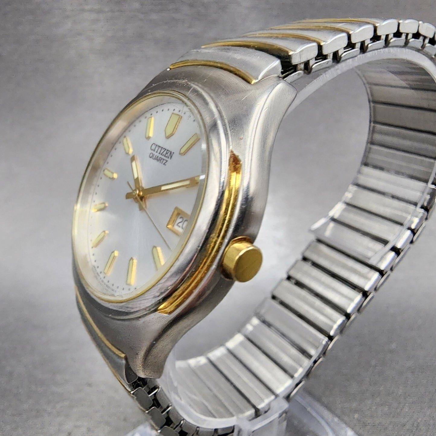 Citizen Watch Men 36mm Silver Dial Two Tone Date Round 2510-S011604 New Battery