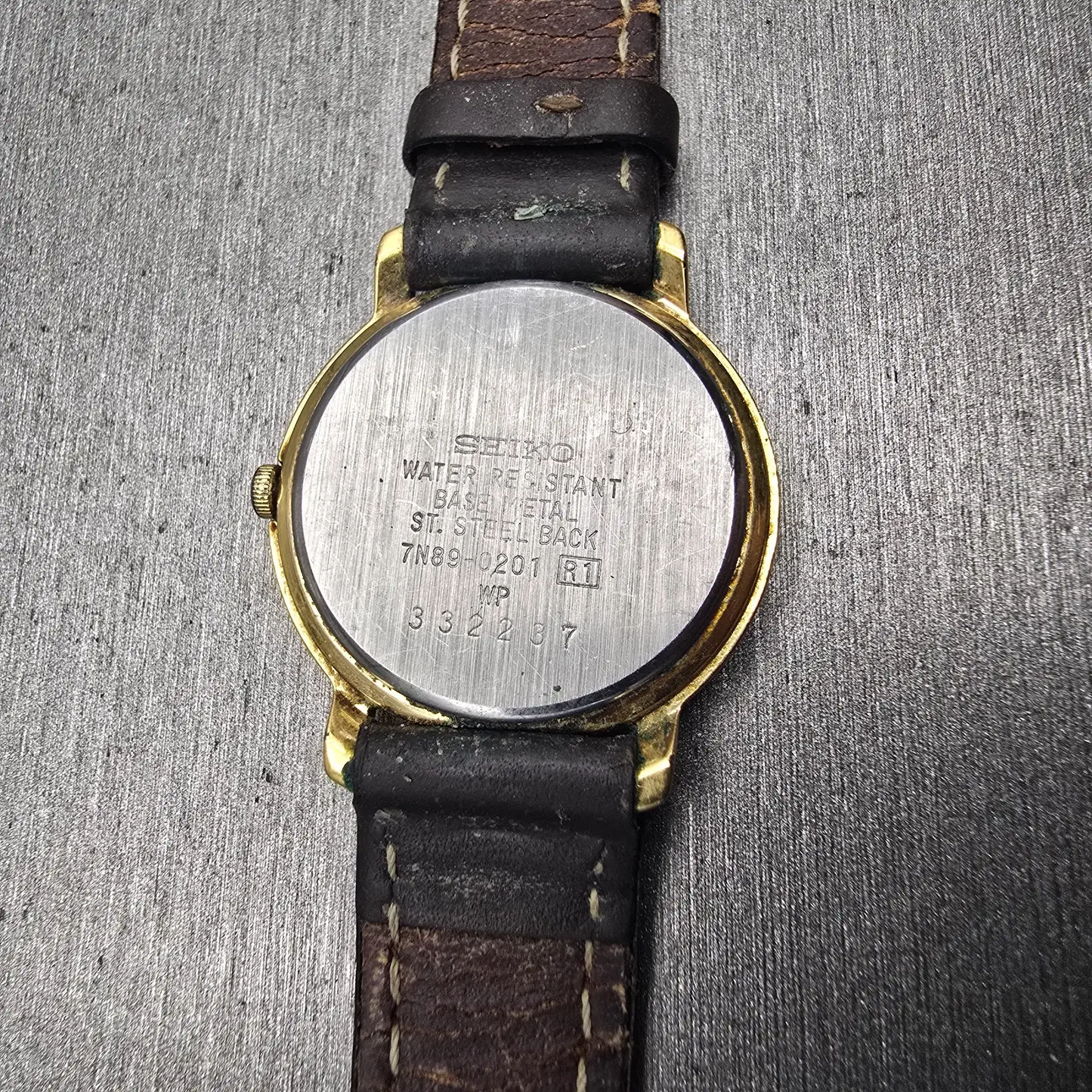 Seiko Watch Women 27mm White Dial Gold Tone Date Round 7N89-0201 New Battery VTG10