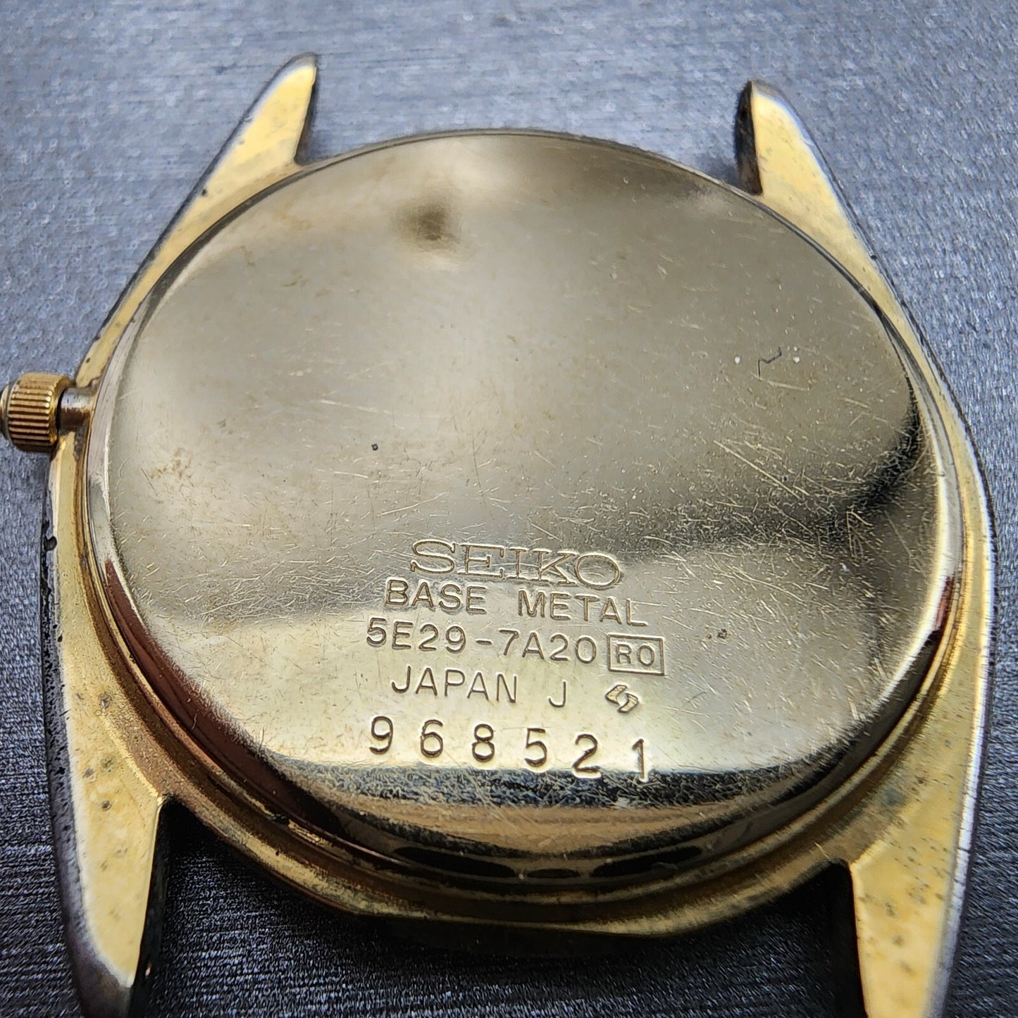 Seiko Watch Men 34mm White Dial Gold Tone Date Round 5E29-7A20 PARTS