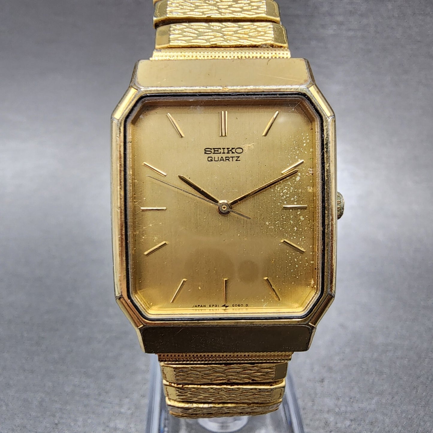 Seiko Tank Watch Men 26mm Champagne Dial Gold Tone 5p31-5040 New Battery