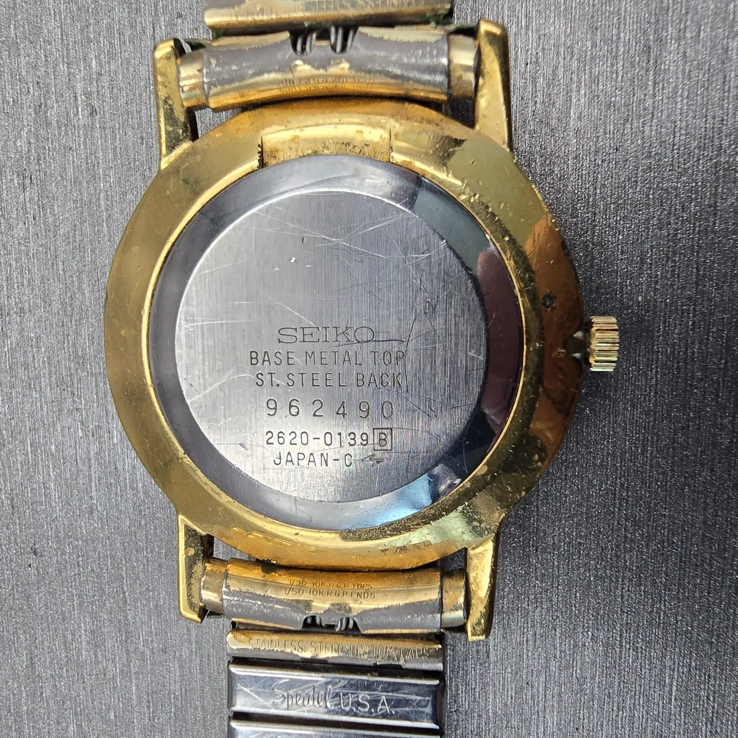 Seiko Watch Men 33mm Champagne Dial Gold Tone Round 2620-0139 New Battery VTG10