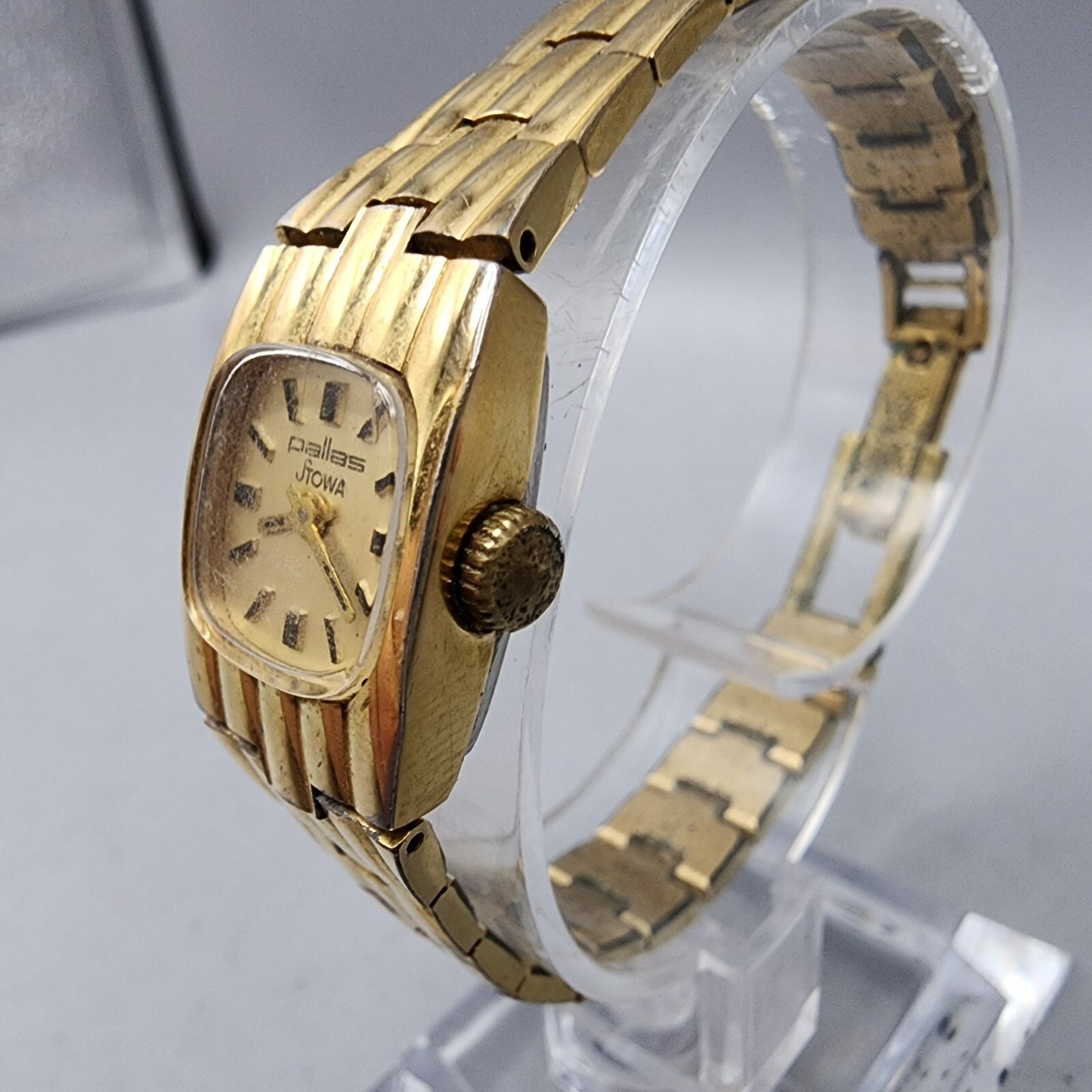 Stowa Pallas Watch Women Gold Tone Gold Dial 16mm Rectangle Manual Wind Runs