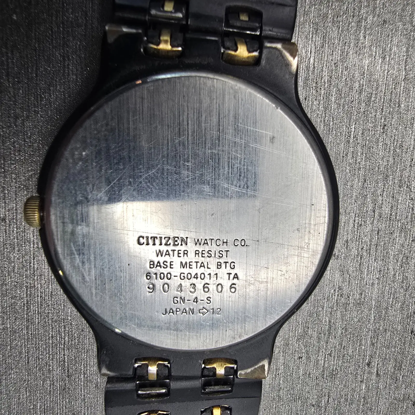 Citizen Watch Men 34mm Black Dial Black & Gold Tone Daydate 6100-G04011 New Batt10