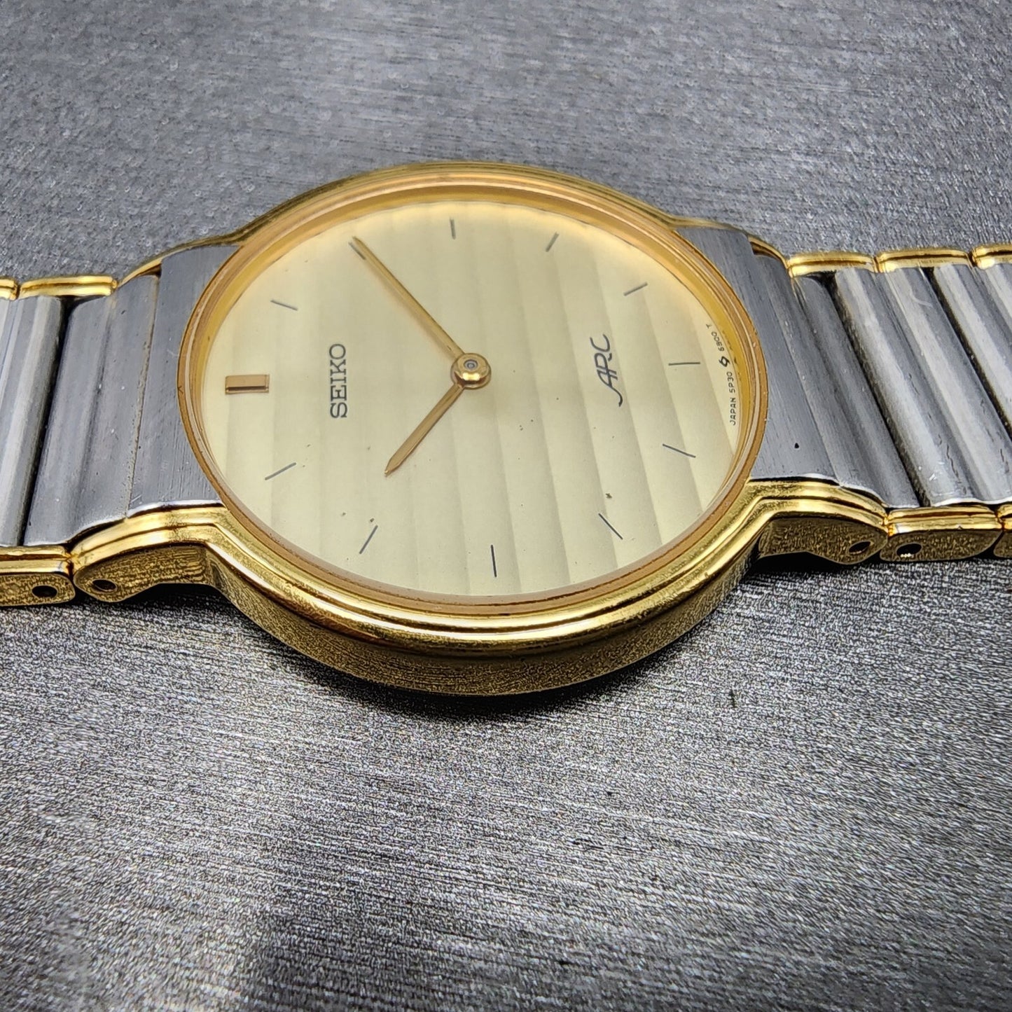 Seiko Arc Watch Men 30mm Champagne Dial Two Tone Round 5P30-6A70 PARTS
