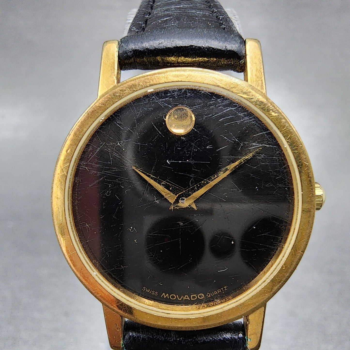 Movado Museum Watch Women 25mm Black Dial Gold Tone Round 87-25-832 New Battery