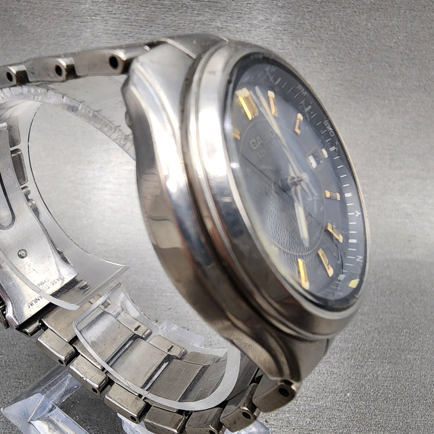 Casio Lineage Watch Men 40mm Gray Dial Tiatainum Tone Date Solar LIW-110t Runs
