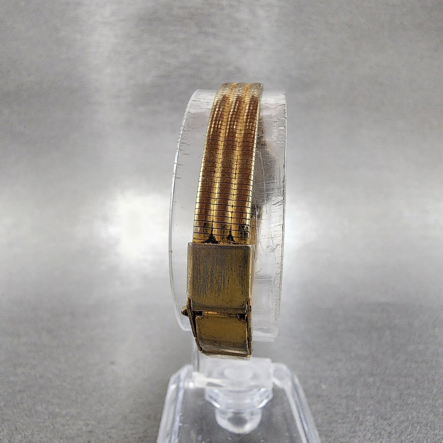 Seiko Watch Women 17mm White Dial Gold Tone Rectangle 2y00-5439 New Battery