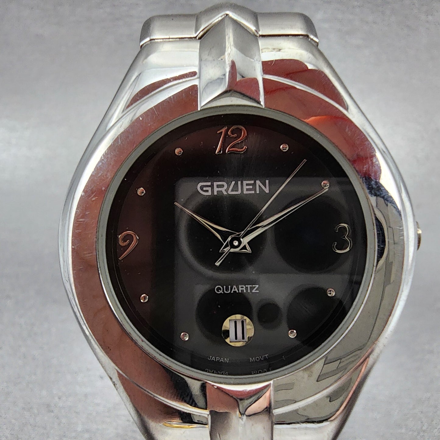 Gruen Watch Men 37mm Gray Dial Silver Tone Date Round PC32 New Battery