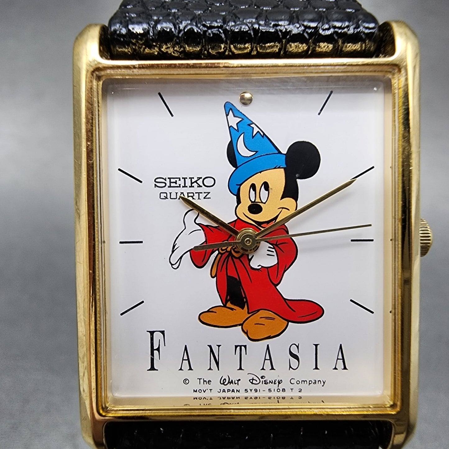 Seiko Mickey Mouse Fantasia Tank Watch Men 25mm White Dial Gold Tone New Battery