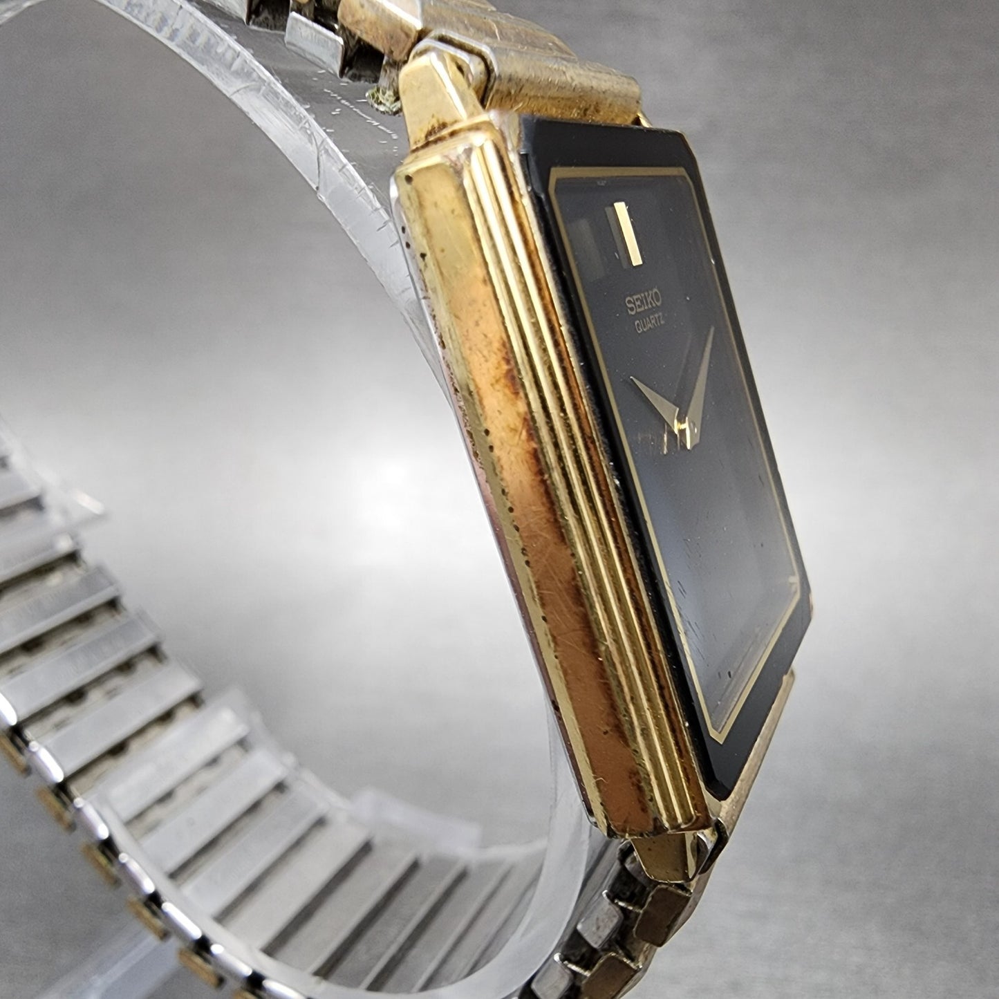 Seiko Tank Watch Men 26mm Black Dial Gold Tone Rectangle 7430-5169 New Battery