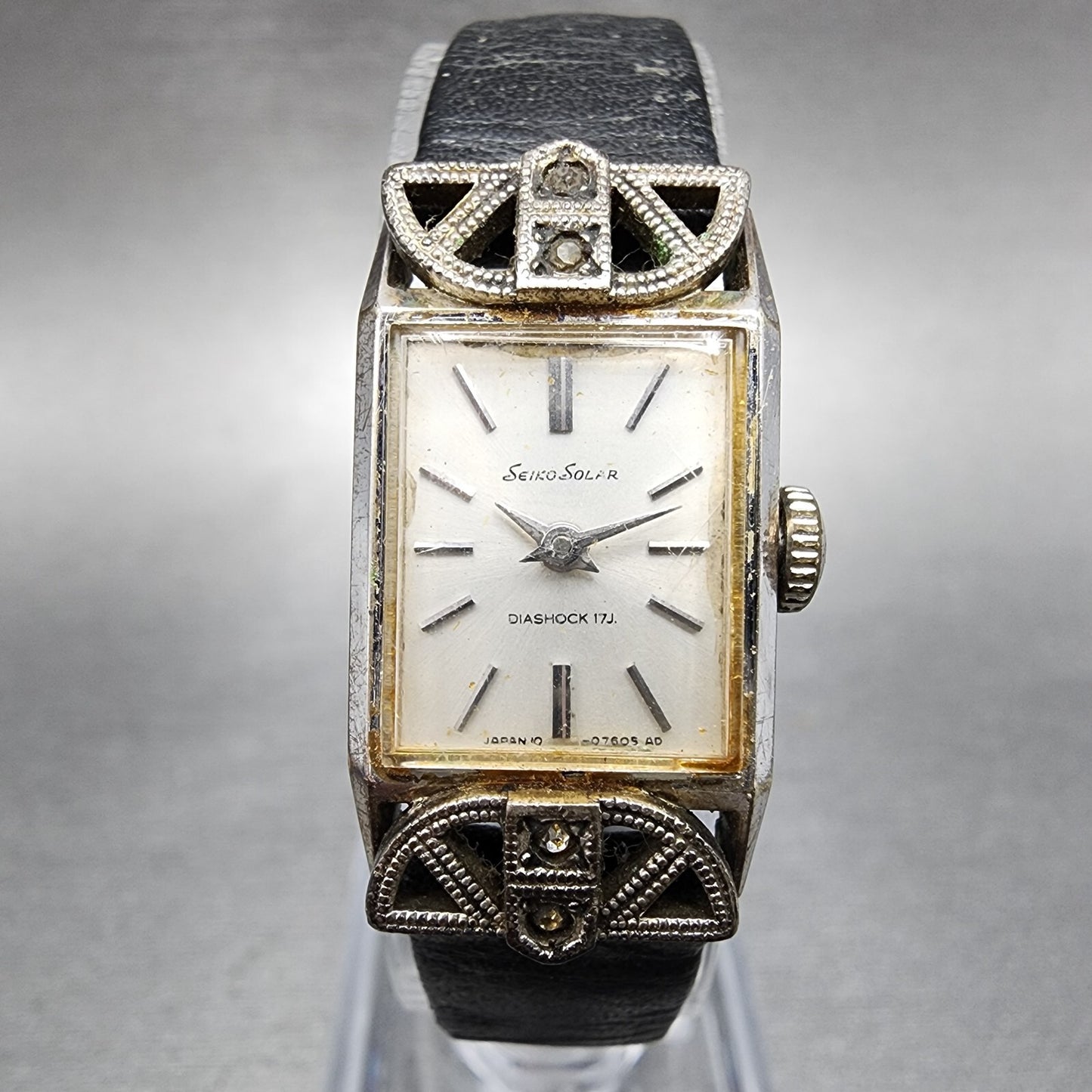 Seiko Tank Watch Women 15mm White Dial Silver Tone Rectangle 10-3220