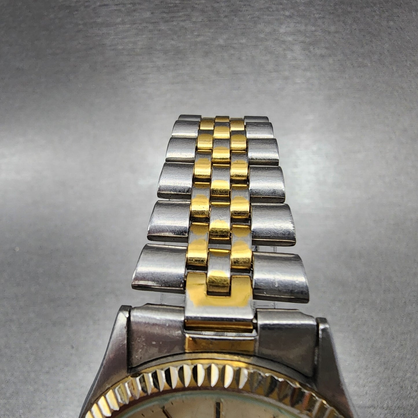 Citizen CQ President Watch Men 35mm Silver Dial Gold Daydate 6100-S26569 PARTS