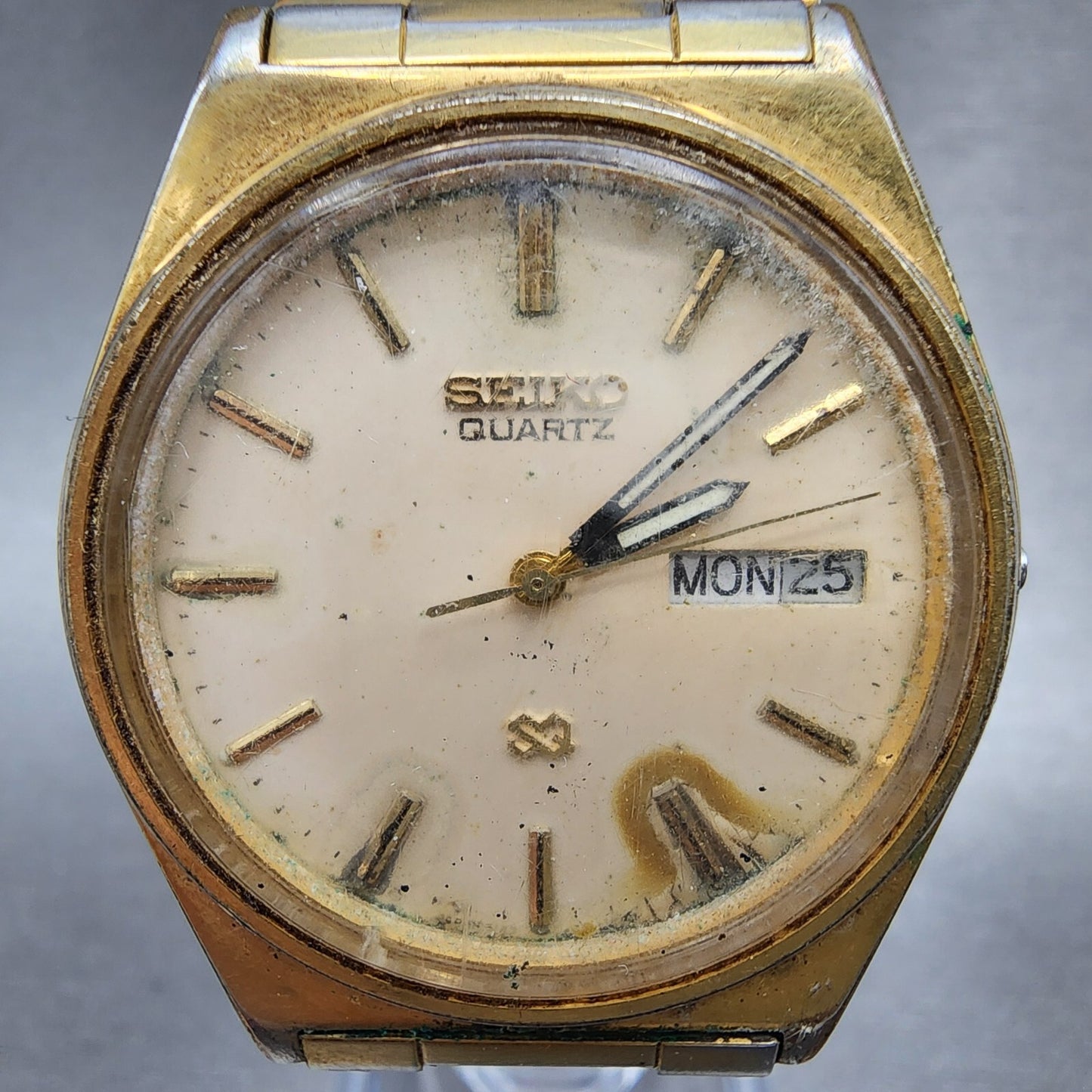 Seiko SQ Watch Men 35mm Cream Dial Gold Tone Daydate Round 8123-7239 PARTS