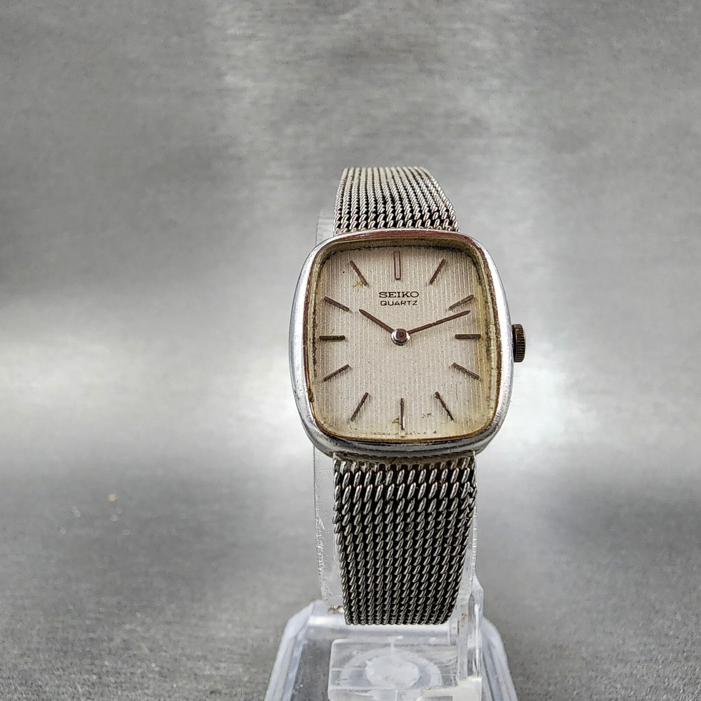 Seiko Tank Watch Women 19mm White Dial Silver Tone Rectangle 16-5259 New Batt
