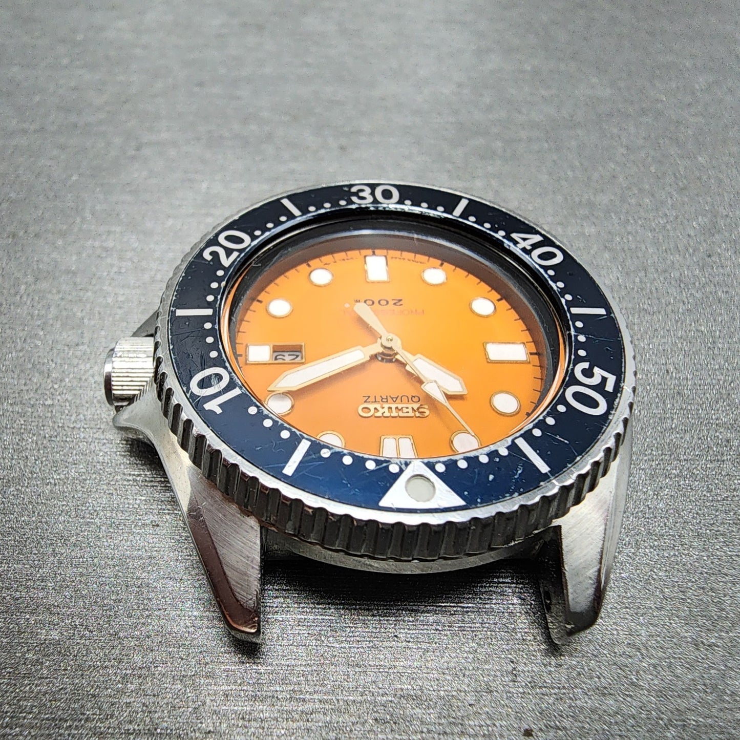 Seiko Professional 200m Diver Watch Women 34mm Orange Dial Silver Tone NewBat