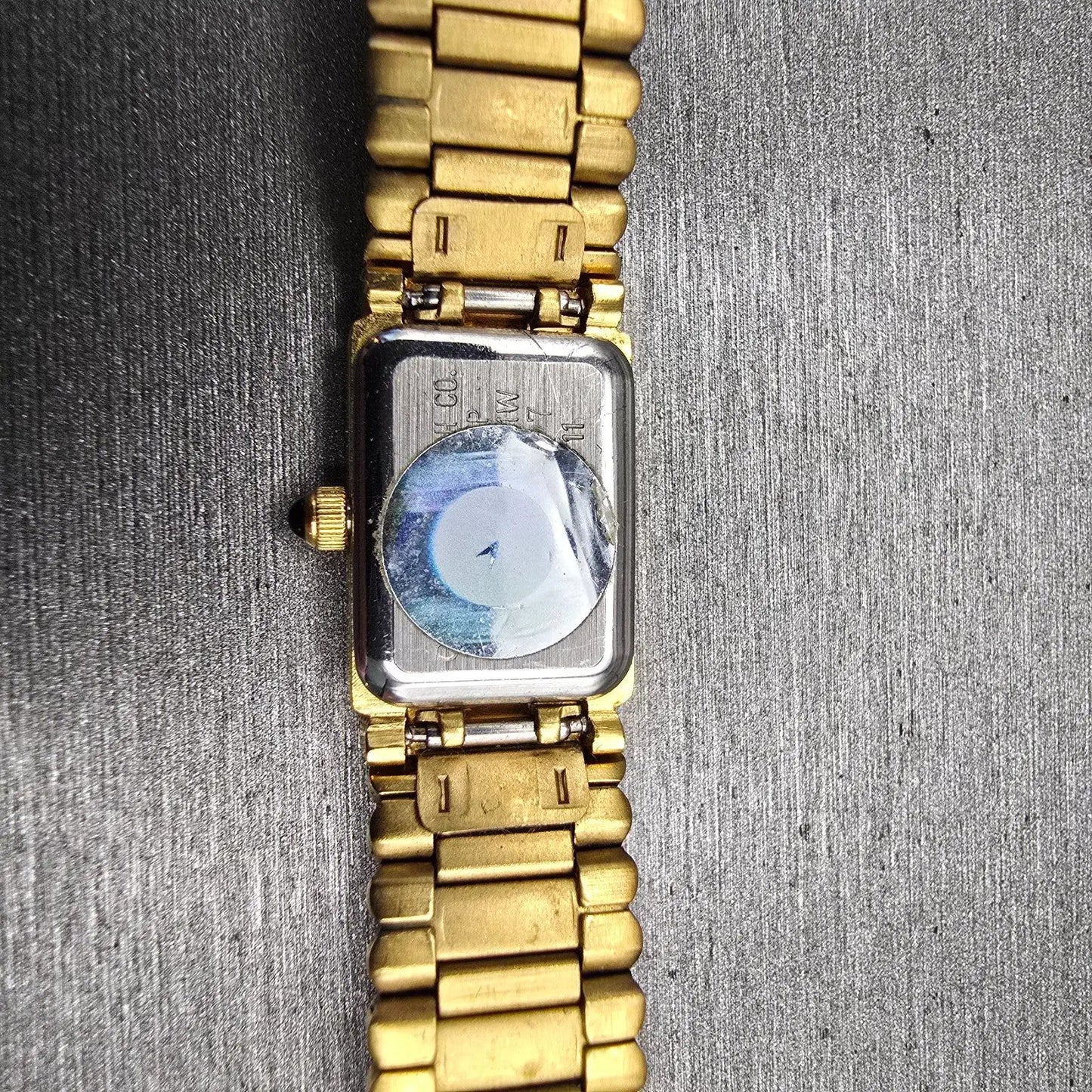 Citizen CQ Watch Women 13mm Black Dial Gold Tone Rectangle 2200-S11917 New Batt10