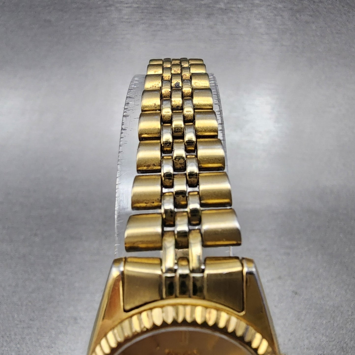 Seiko Watch Women 24mm Gold Dial Gold Tone Daydate Round 7N83-0041 New Battery