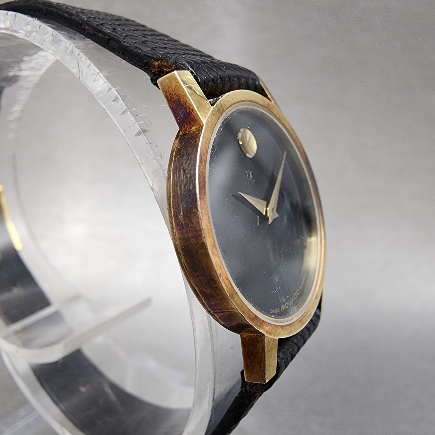 Movado Museum Watch Women 22mm Black Dial 14K Solid Gold Round New Battery