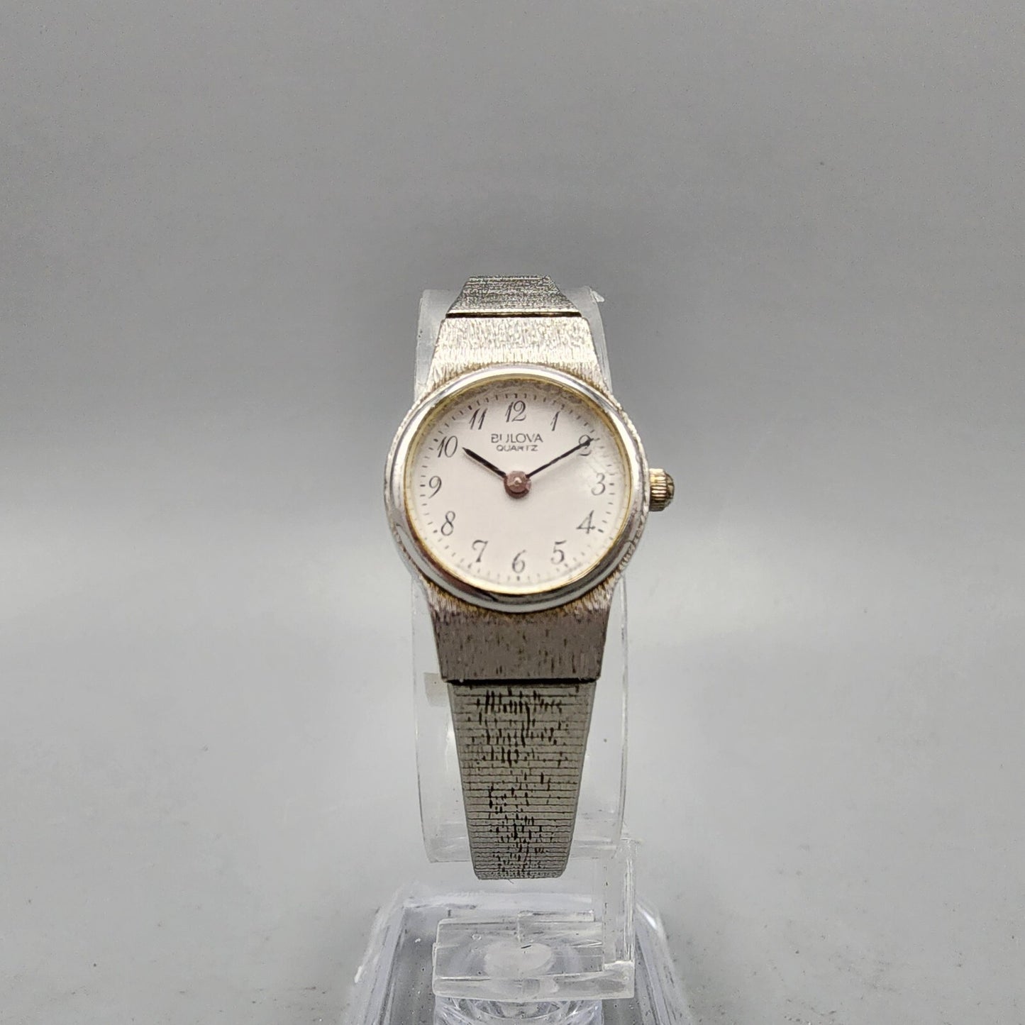 VTG Bulova Watch Women 18mm White Dial Silver Tone Round 91L06 New Battery