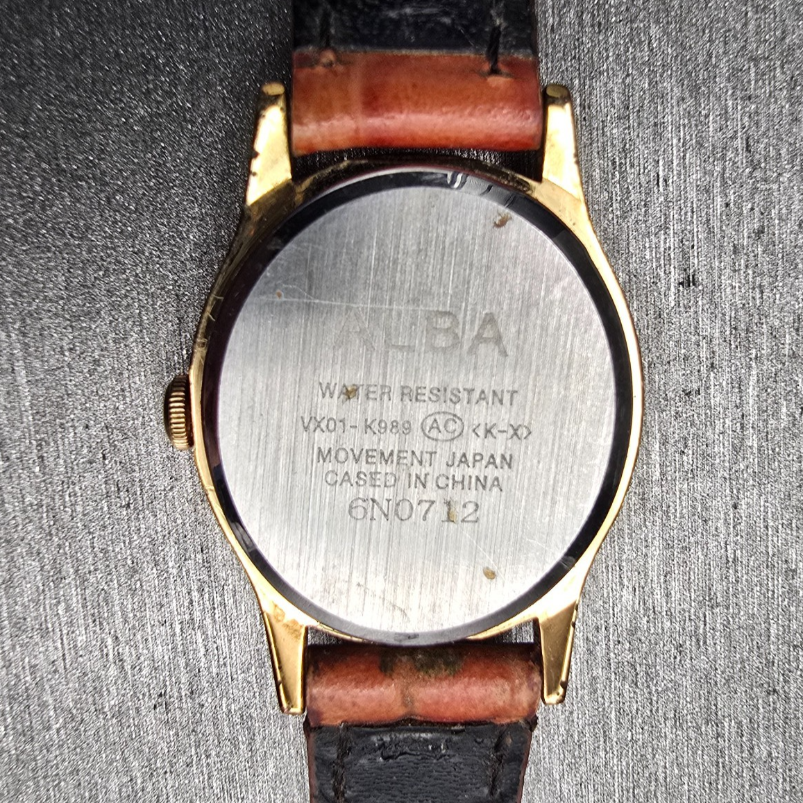 Seiko Alba Watch Women 21mm White Dial Gold Tone Oval VX01-K989 New Battery10