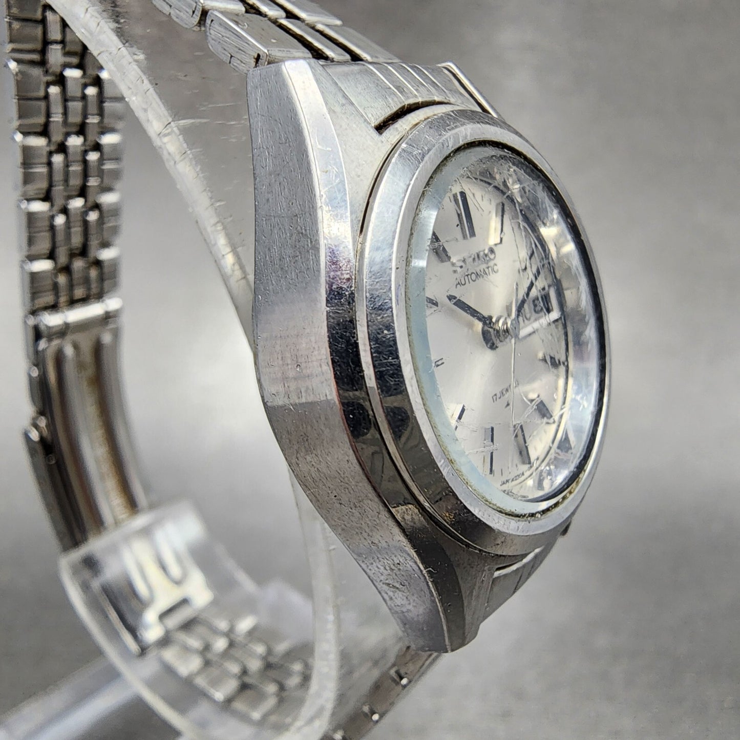 Seiko Automatic Watch Women 25mm Silver Dial Silver Tone Daydate 2205-0750 Runs