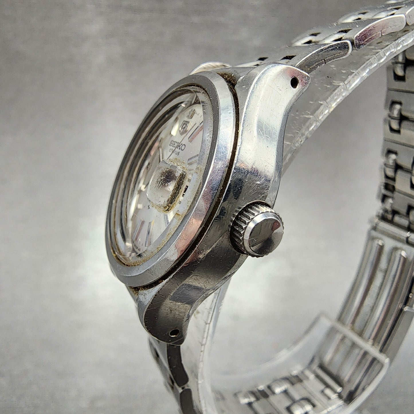 Seiko Chorus Watch Women 25mm Silver Dial Silver Tone Date Manual 2118-0200 Runs