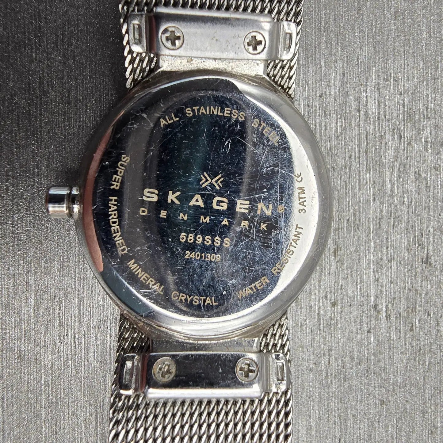 Skagen Watch Women 26mm White Dial Silver Tone Round 589SSS New Battery10