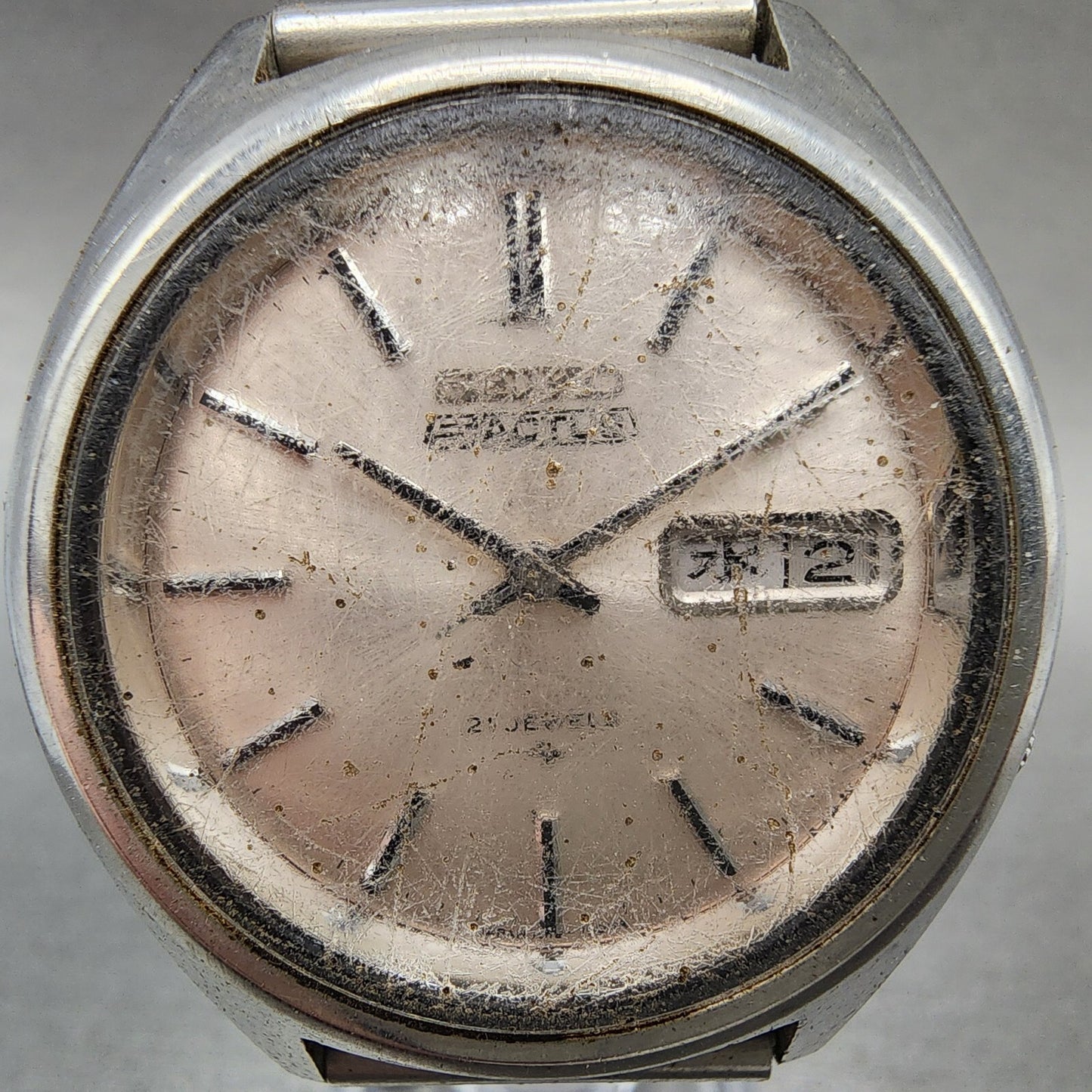 Seiko 5Actus Watch Men 38mm Silver Dial Silver Tone Daydate 7019-7060 Runs