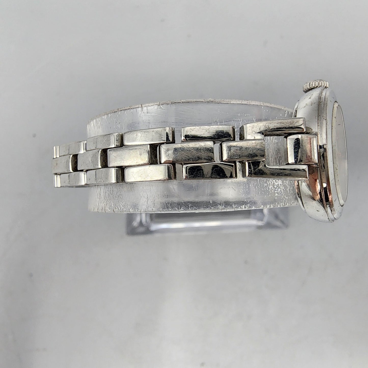 Seiko Watch Women 21mm White Dial Silver Tone Round 1N01-0PK0 New Battery