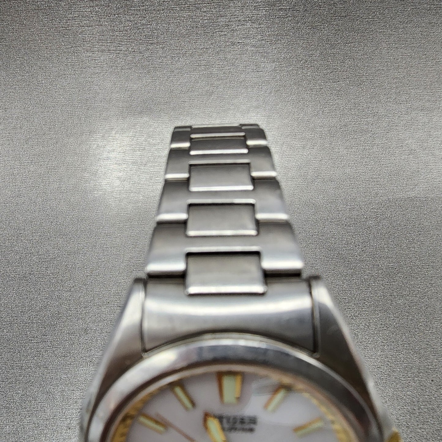 Citizen Eco-Drive Watch Men 38mm Silver Dial Steel Date Atomic Runs H415-503303
