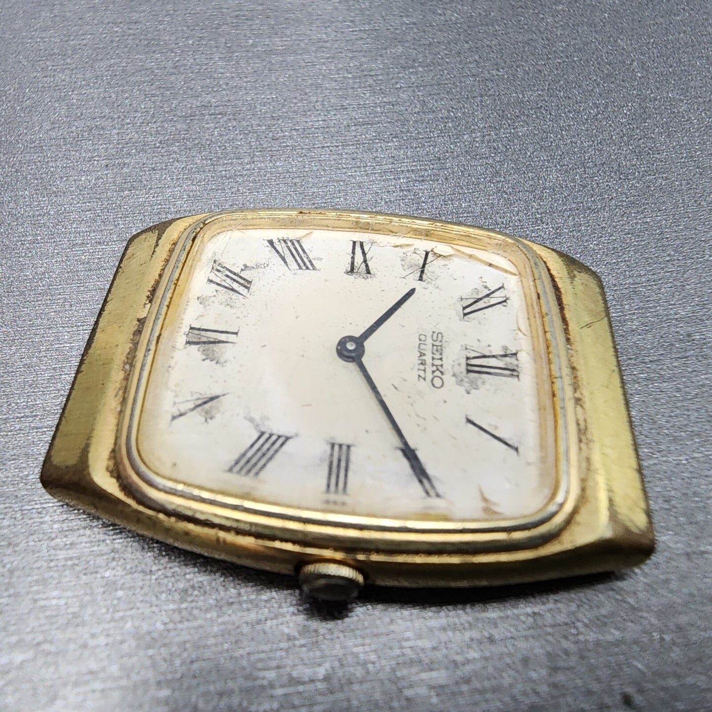 VTG Seiko Watch Men 28mm White Dial Gold Tone Rectangle 2620-5620 PARTS