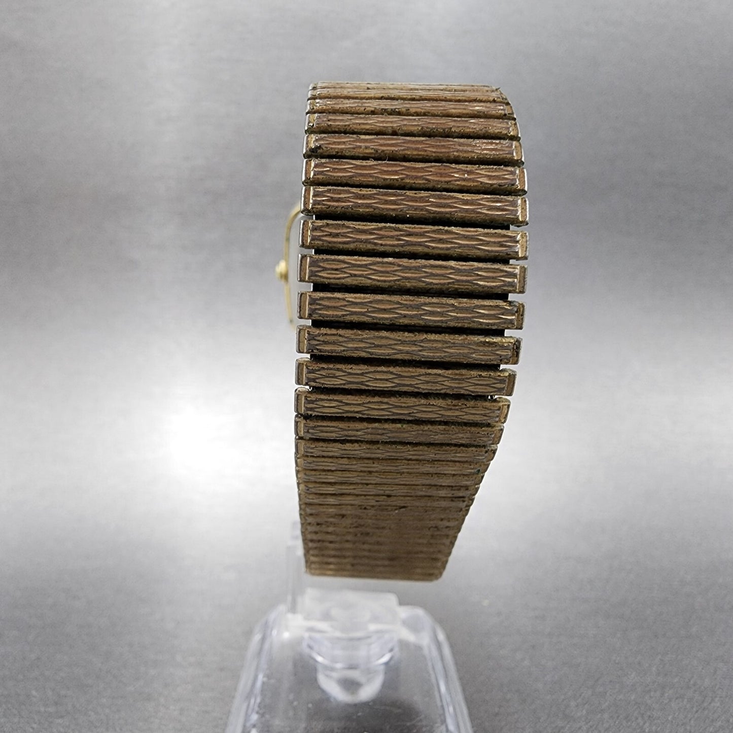Seiko Watch Men 29mm Champagne Dial Gold Tone Square 7800-5239 New Battery