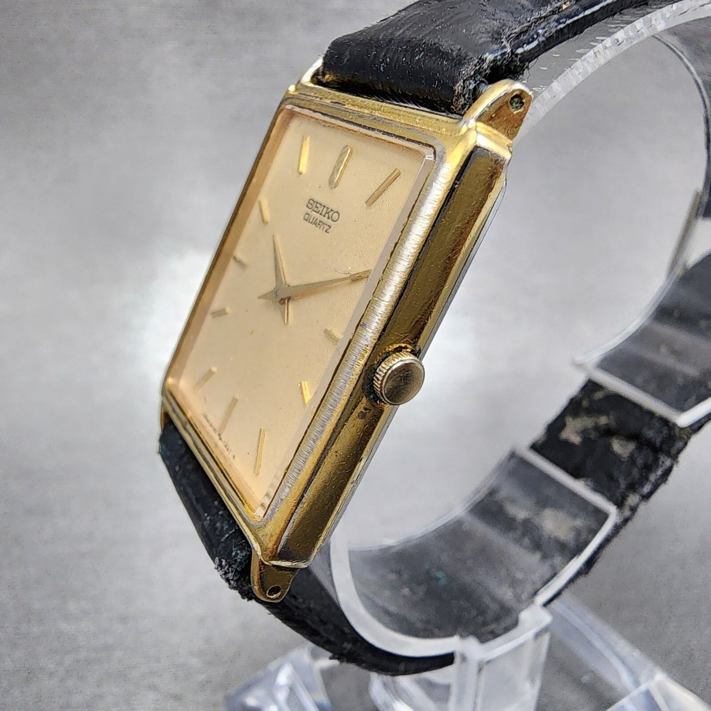 Seiko Tank Watch Men 25mm Champagne Dial Gold Tone 5y30-5a00 New Battery READ!!!