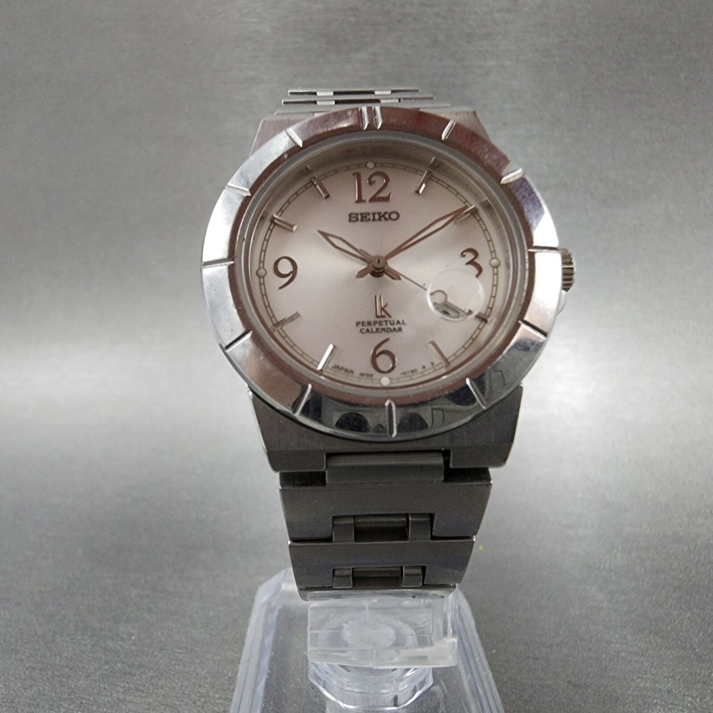 Seiko Lukia Perpetual Calendar Watch Women 30mm Silver Dial Steel 4f32-0130 PART