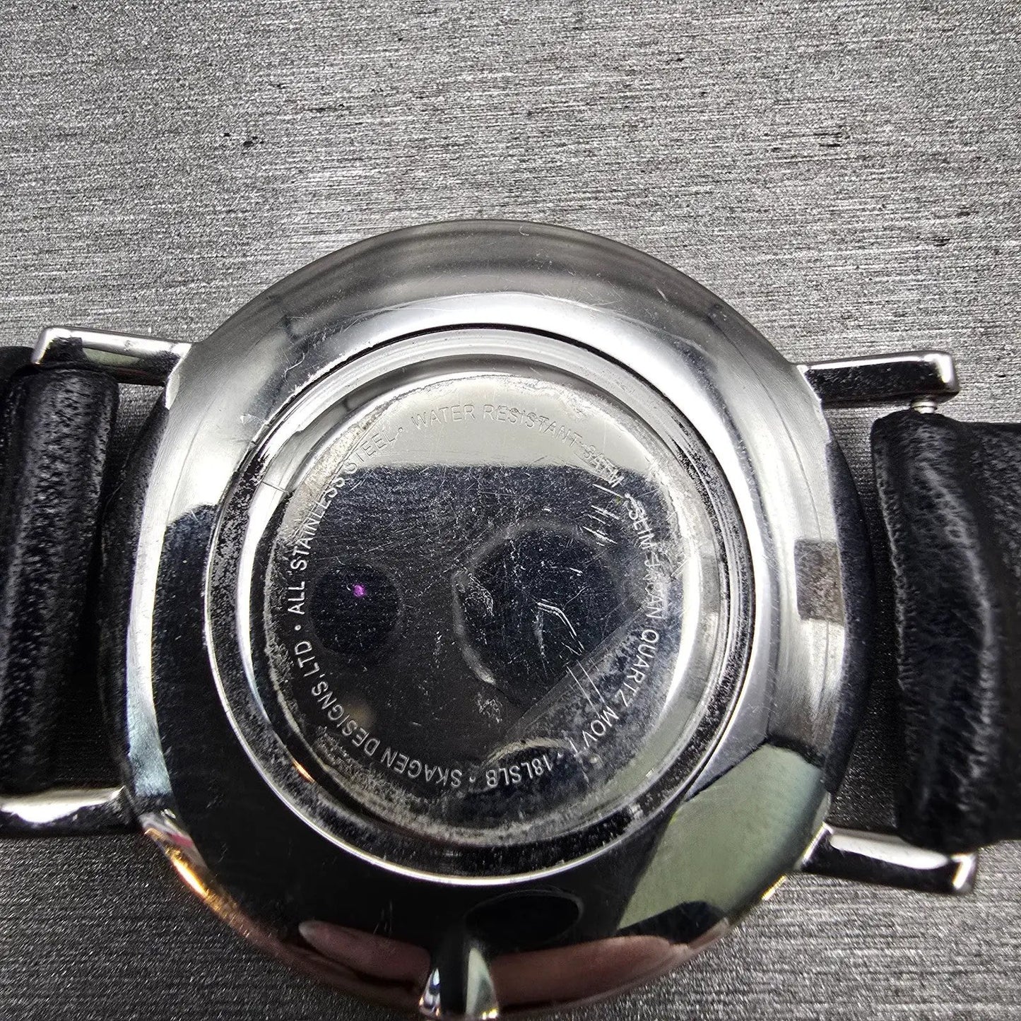 Skagen Steel Watch Men 35mm Black Dial Silver Tone Round 18LSLB New Battery10