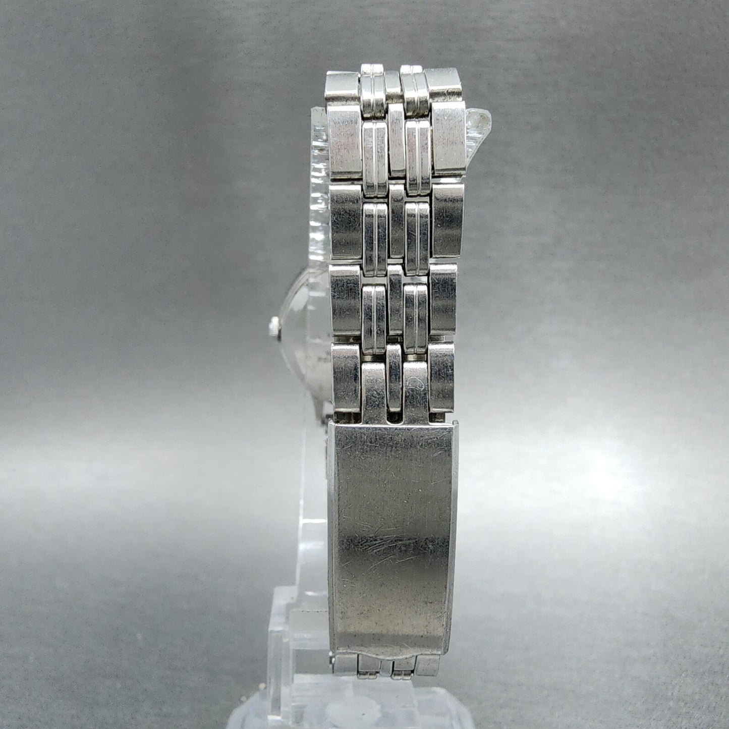 Seiko Watch Women 25mm White Dial Silver Tone Round 5421-0090 New Battery VTG