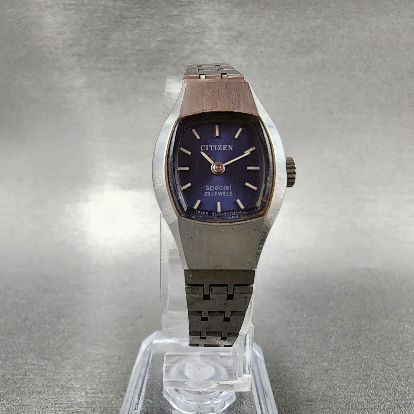 Citizen Special Watch Women 19mm Blue Dial Silver Tone Manual 4-673344 Runs