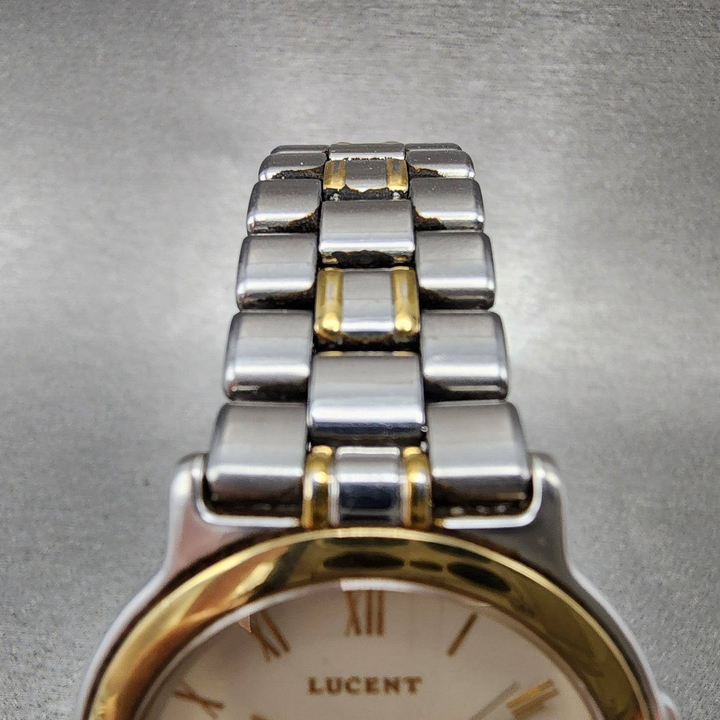 Seiko Lucent Watch Men 31mm White Dial Two Tone 5e21-6b70 New Battery