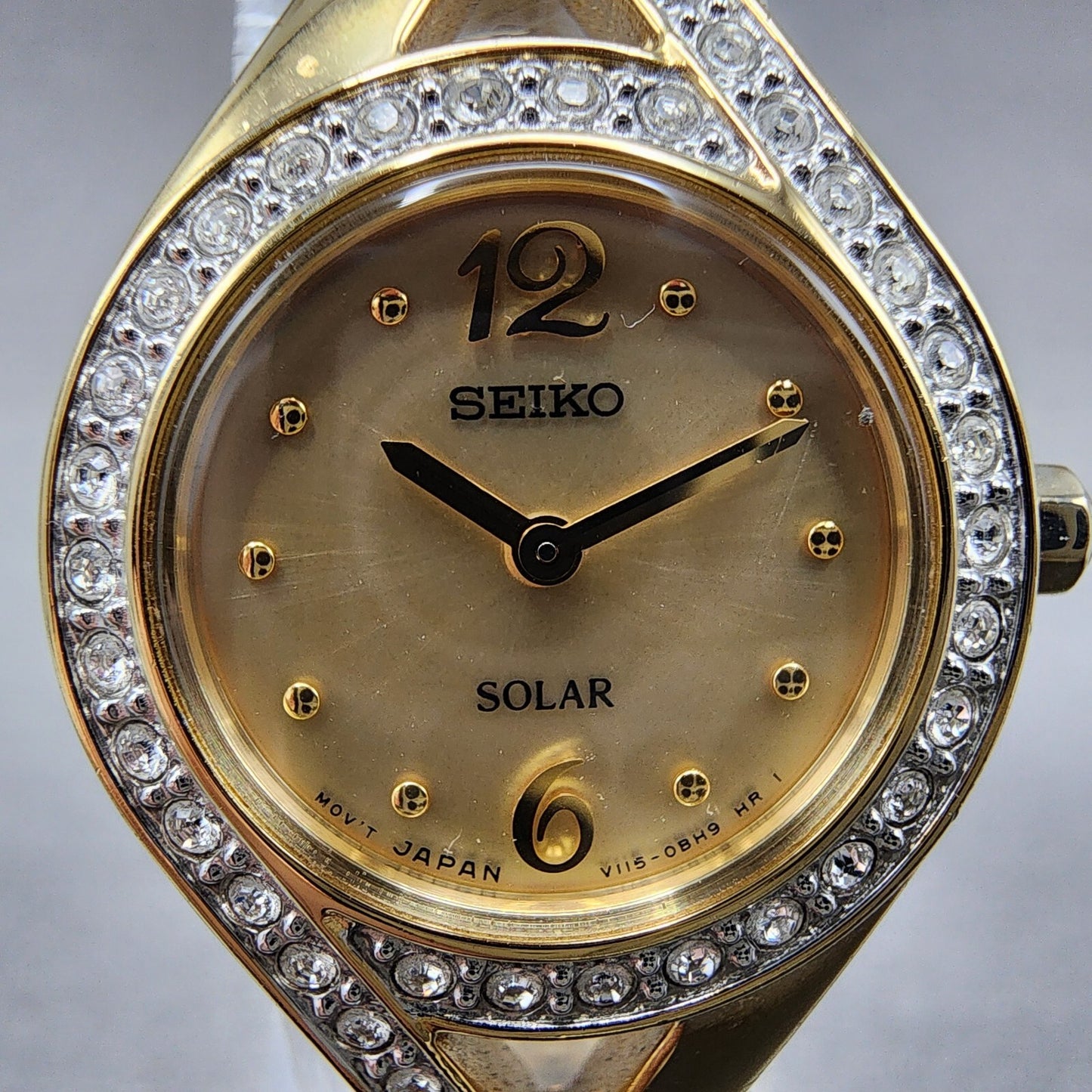 Seiko Solar Watch Women 22mm Champagne Dial Gold Tone Round V115-0AP0 Runs