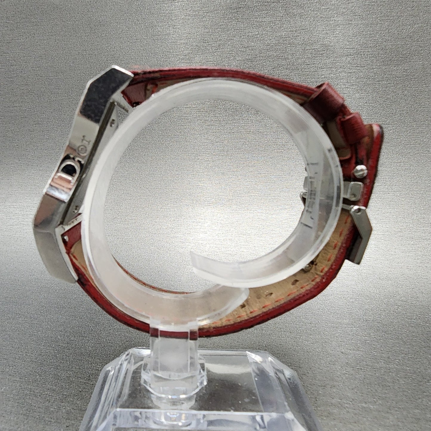 Christian Dior 47 Watch Women 30mm Red Dial Stainless Steel Swiss new Battery