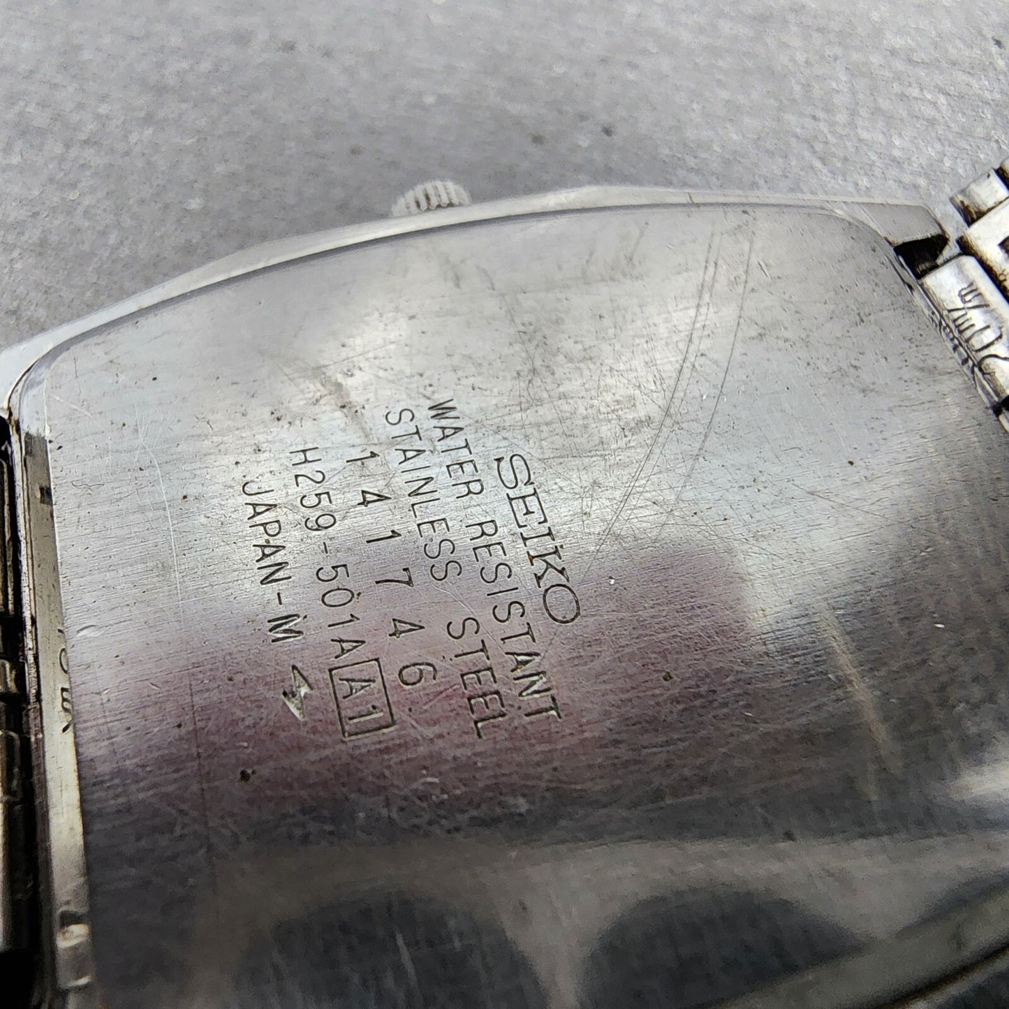 VTG Seiko Analog Digital Watch Men 32mm Black Dial Silver Tone H259-501A PARTS