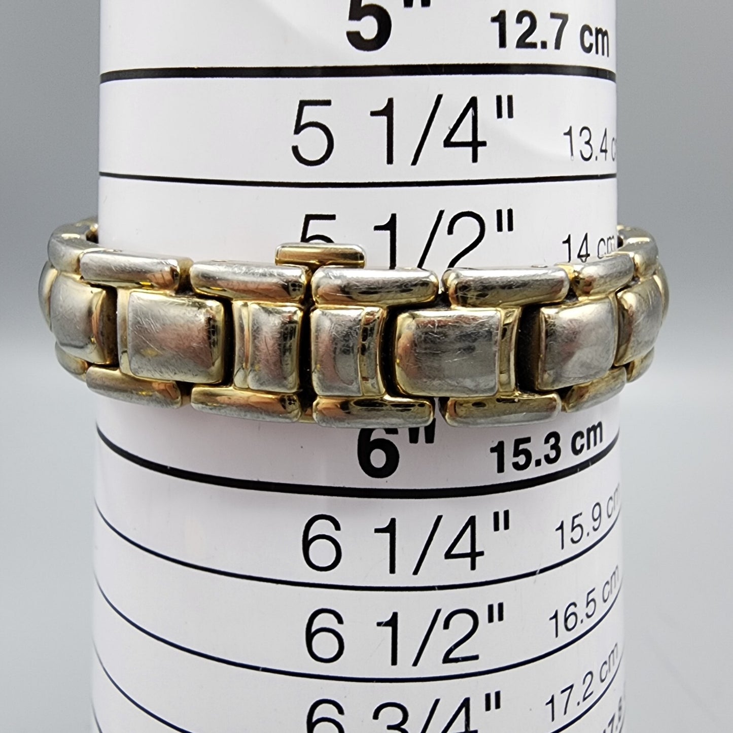 Vintage Seiko Watch Women Two Tone MOP Dial Diamond Bezel 22mm 1N00-0F20 New Bat