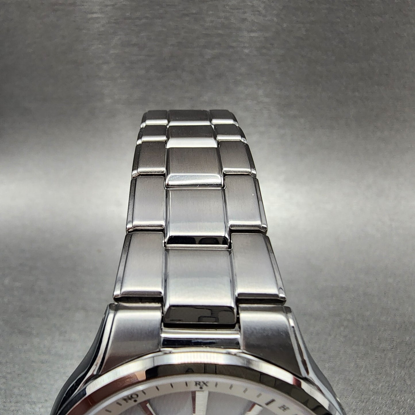Citizen Eco-Drive Atomic Watch Men 37mm White Dial Titanium Date H110-T018360