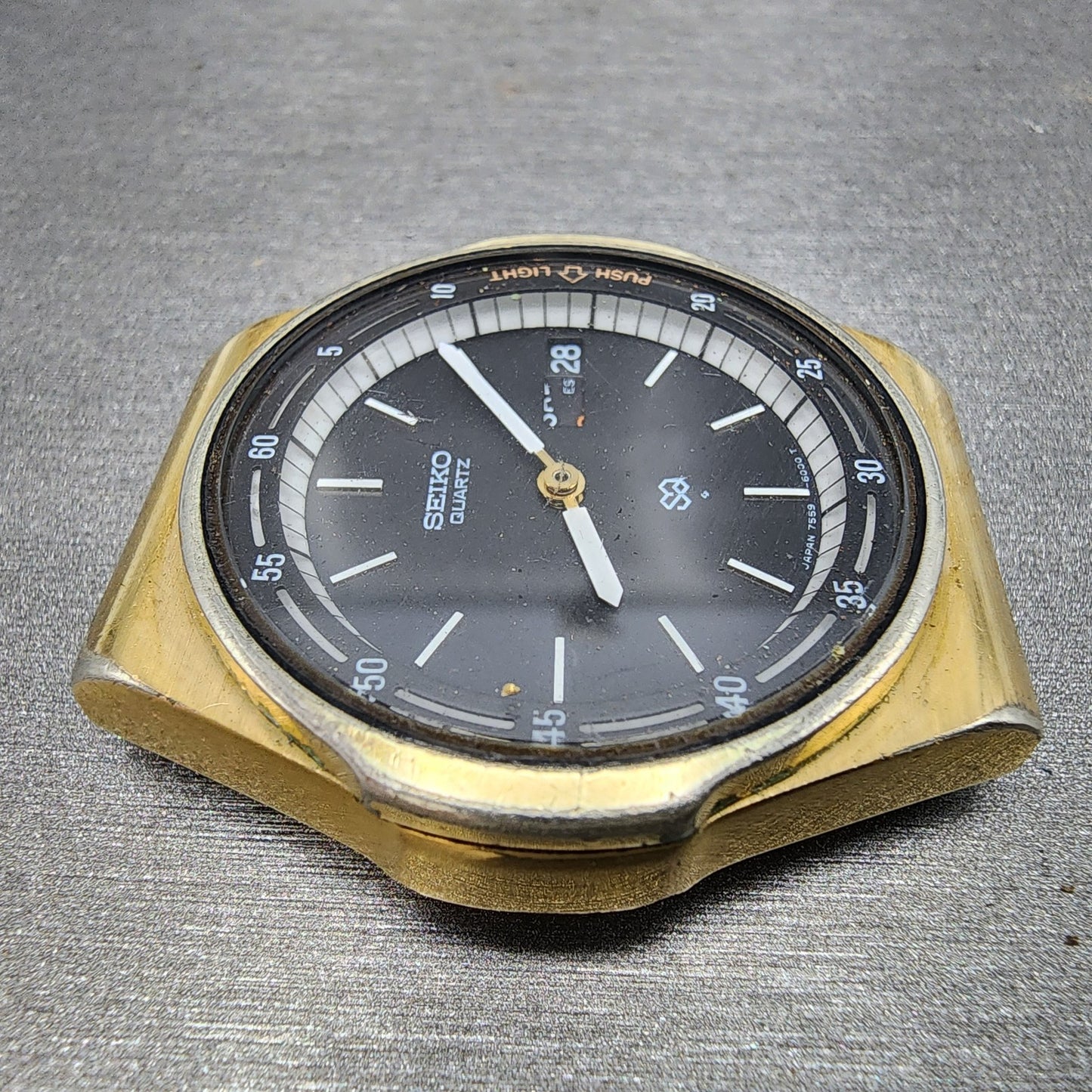 Seiko SQ Watch Men 37mm Black Dial Gold Tone Daydate 7559-6009 PARTS