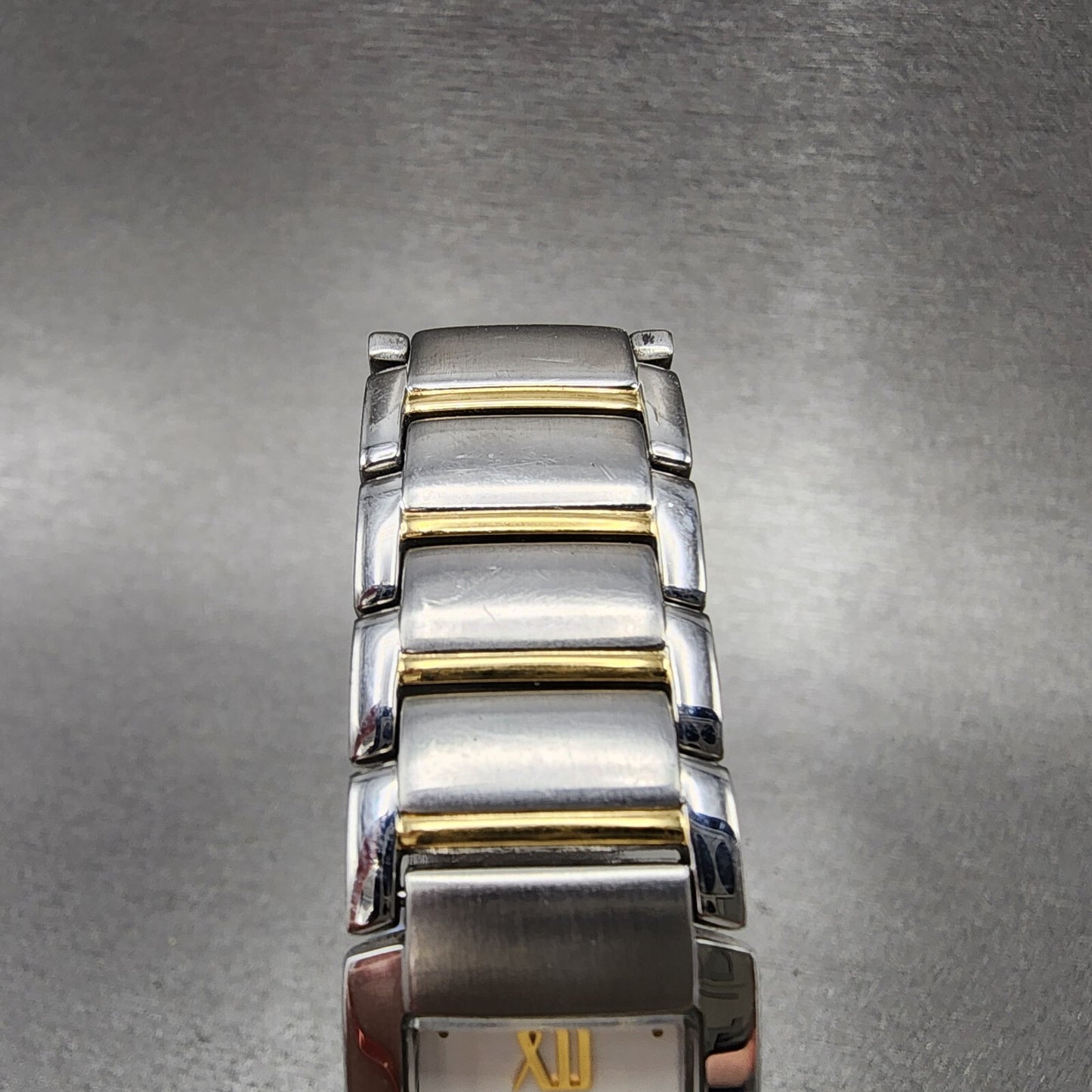 Seiko Tank Watch Women 18mm White Dial Toe Tone Rectangle 1n00-0ez0 New Battery